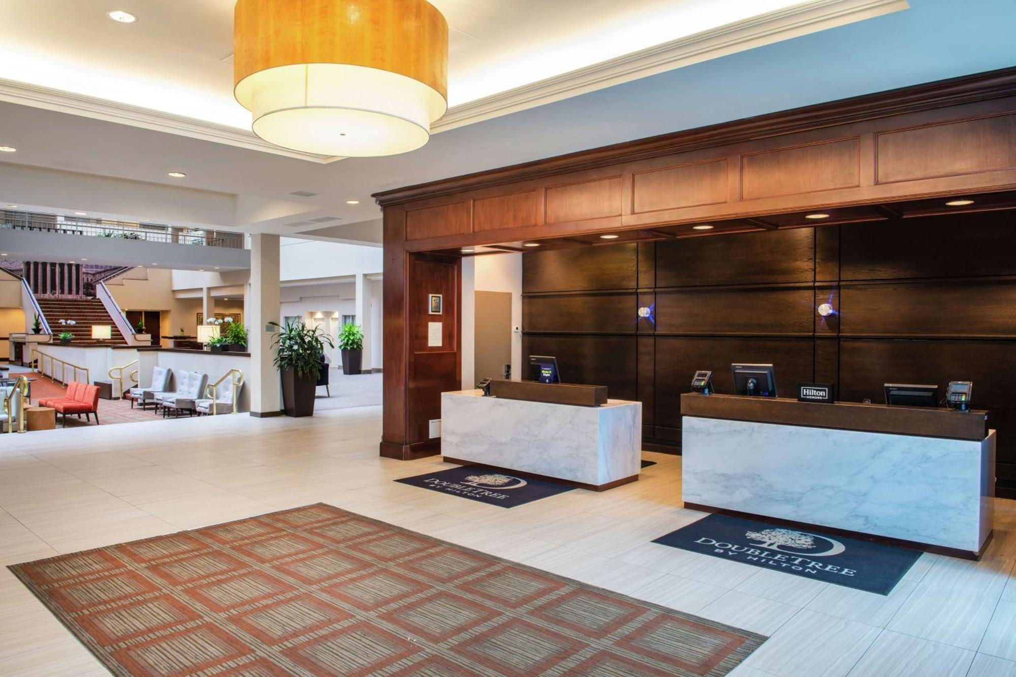 Doubletree Suites By Hilton Hotel Philadelphia West Plymouth Meeting Exterior foto